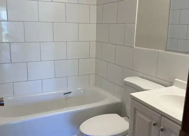 Property at 5742 19th St, Zephyrhills, FL, 33542, 1 bed, 1 bath, [object Object]