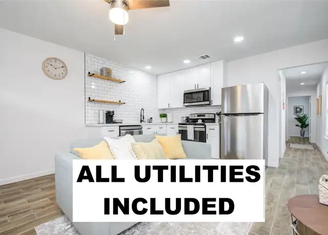 Property at 1924 Chapman St Unit B, Houston, TX, 77009, 2 beds, 1 bath, [object Object]