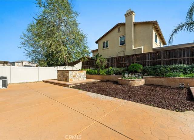 Photo of 37135 Meadow Brook Way, Beaumont, CA 92223