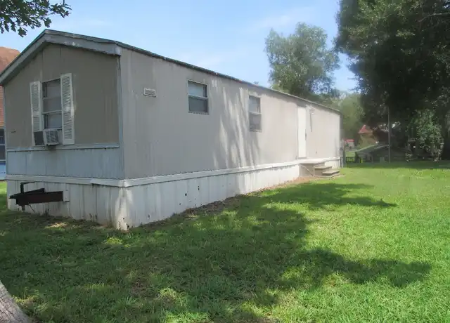 Property at 238 Willow Crest Cir, Livingston, TX, 77351, 2 beds, 1 bath, [object Object]