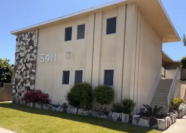 Property at 5411 S Centinela Ave Unit 4, Los Angeles, CA, 90066, 2 beds, 2 baths, [object Object]