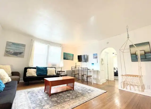 Property at 6649 Berthold Ave Unit 1W, St. Louis, MO, 63139, 1 bed, 1 bath, [object Object]