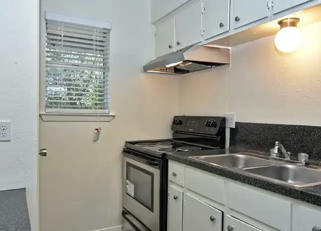 Property at Flats At The Cameron - 1308 McKie Dr, Austin, TX, 78752, 0-2 beds, 1 bath, [object Object]