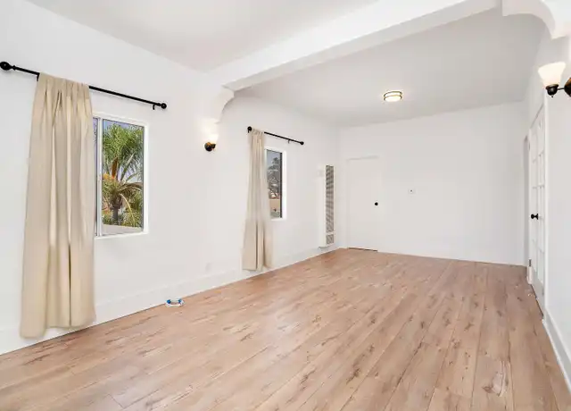 Property at 3958 1/2 W 27th St Unit 3958 1/2, Los Angeles, CA, 90018, 1 bed, 1 bath, [object Object]