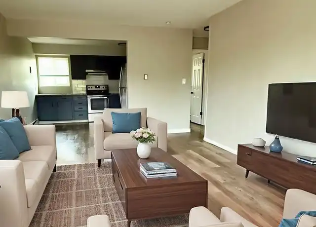 Property at 4413 Forrest Hill Rd Unit 8, Colorado Springs, CO, 80907, 2 beds, 1 bath, [object Object]