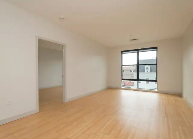 Property at 1950 Beacon St, Boston, MA, 02135, 3 beds, 1.5 baths, [object Object]