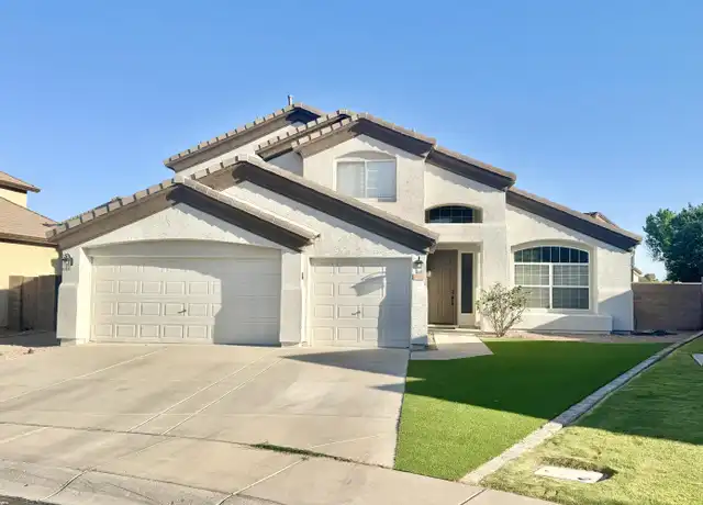 Property at 211 E Constitution Dr, Gilbert, AZ, 85296, 4 beds, 3 baths, [object Object]