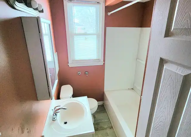 Property at 15361 Sorrento Ave Unit 2, Detroit, MI, 48227, 1 bed, 1 bath, [object Object]