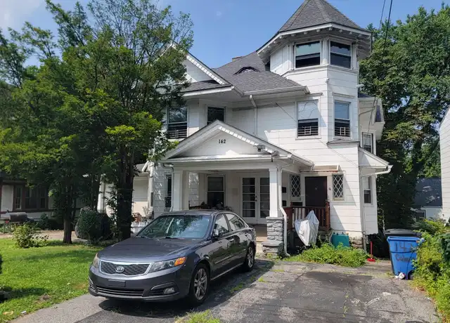 Property at 142 N Columbus Ave Unit 2, Mt Vernon, NY, 10553, 2 beds, 1 bath, [object Object]