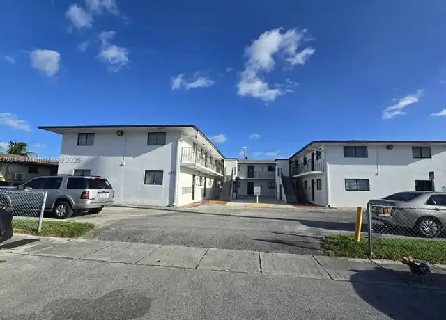 Property at 120 W 10th St Unit 14, Hialeah, FL, 33010, 2 beds, 1 bath, [object Object]