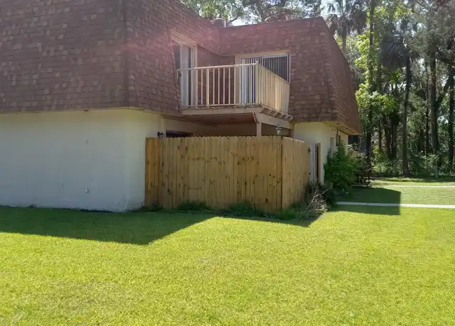 Property at 75 Springwood Sq, Port Orange, FL, 32129, 2 beds, 1.5 baths, [object Object]