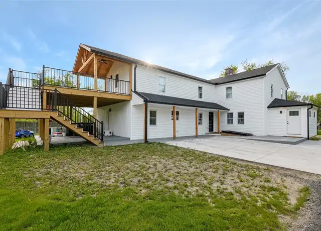 Property at 6615 E Lake Rd, Erie, PA, 16511, 4 beds, 2.5 baths, [object Object]