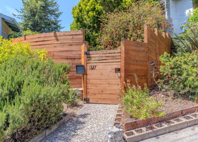 Photo of 1327 Crespi Dr, Pacifica, CA 94044