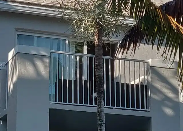 Property at 11155 SW 5th Pl #303, Pembroke Pines, FL, 33025, 2 beds, 1 bath, [object Object]