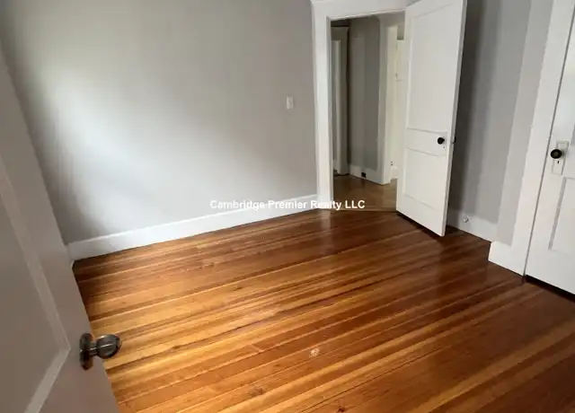 Property at 121 North St Unit 2, Somerville, MA, 02144, 4 beds, 2 baths, [object Object]