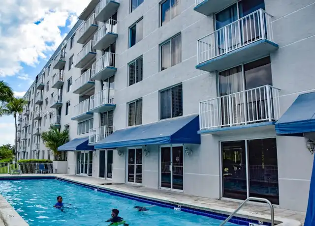 Property at 1740 NW North River Dr #215, Miami, FL, 33125, 1 bed, 1 bath, [object Object]