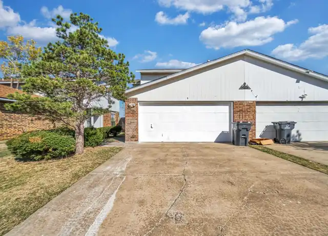 Property at 4002 NW Ozmun Ave Unit 4021-B, Lawton, OK, 73505, 3 beds, 2.5 baths, [object Object]