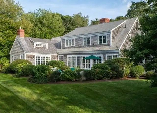 Property at 37 Sachem Cir Unit Wt129, Vineyard Haven, MA, 02568, 5 beds, 4 baths, [object Object]