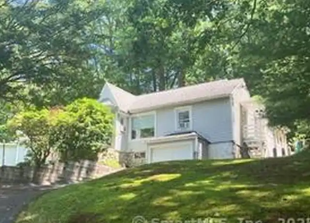 Property at 10 Old Waterbury Rd Unit 1, Middlebury, CT, 06762, 1 bed, 1 bath, [object Object]
