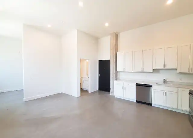 Property at 1311 S 9th St Unit B307, Omaha, NE, 68108, 1 bed, 1 bath, [object Object]