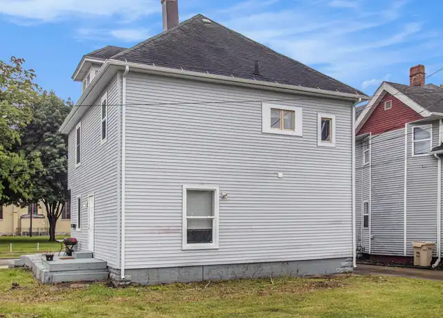 Property at 607 W Wayne St, South Bend, IN, 46601, 2 beds, 1 bath, [object Object]