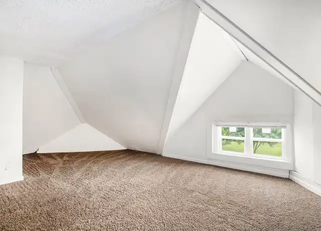 Property at 607 W Wayne St, South Bend, IN, 46601, 2 beds, 1 bath, [object Object]