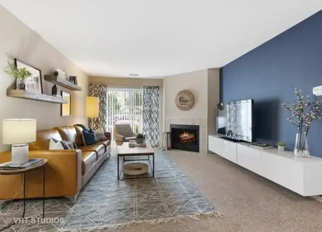 Property at 91 Kensington Cir, Wheaton, IL, 60189, 3 beds, 2 baths, [object Object]