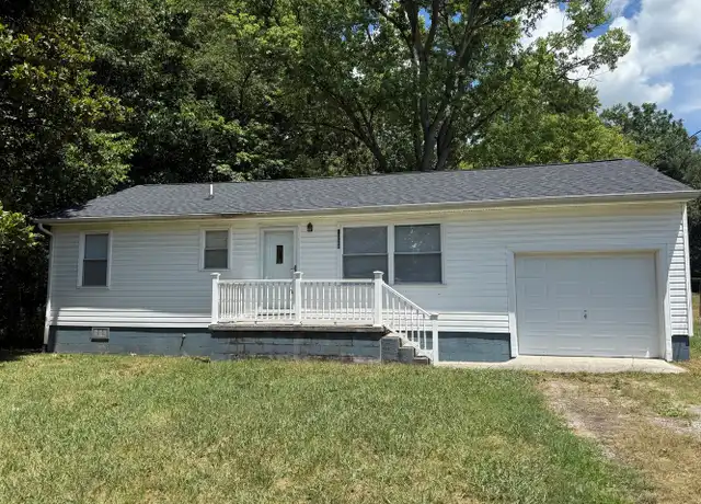 Property at 1424 Bireley St, Morristown, TN, 37814, 3 beds, 1 bath, [object Object]