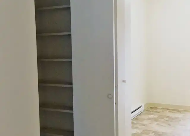 Property at 100 NE 162nd Ave Unit G, Portland, OR, 97230, 2 beds, 1 bath, [object Object]