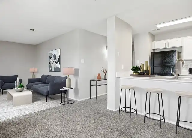 Property at Lawson - 5608 Royal Ln, Benbrook, TX, 76109, 1 bed, 1 bath, [object Object]
