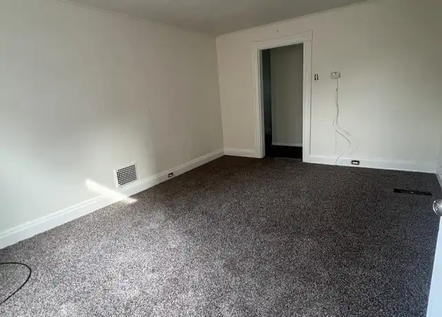 Property at 439 Westminster Ave Unit 2, Greensburg, PA, 15601, 1 bed, 1 bath, [object Object]