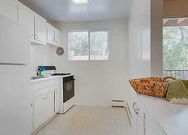 Property at Layton Hall Apartments - 10320 Layton Hall Dr, Fairfax, VA, 22030, 2 beds, 1 bath, [object Object]
