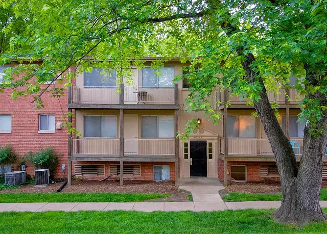 Photo of 10320 Layton Hall Dr, Fairfax, VA 22030