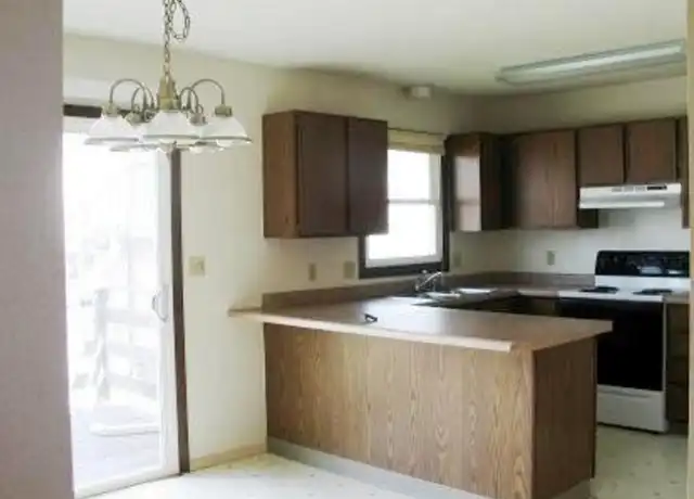 Property at 2700 E Scenic Ct Unit 2700, Sioux Falls, SD, 57103, 2 beds, 1 bath, [object Object]