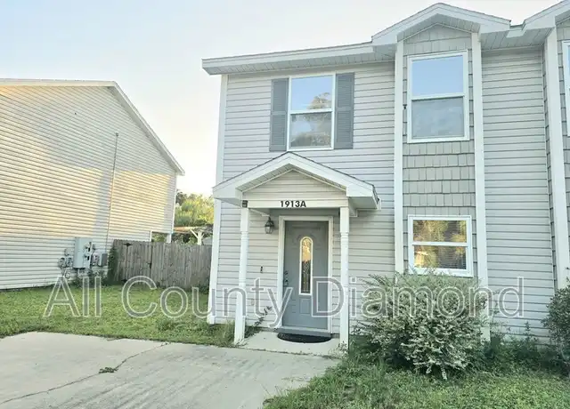 Property at 1913 Laurel Ave Unit A, Panama City, FL, 32405, 2 beds, 2.5 baths, [object Object]