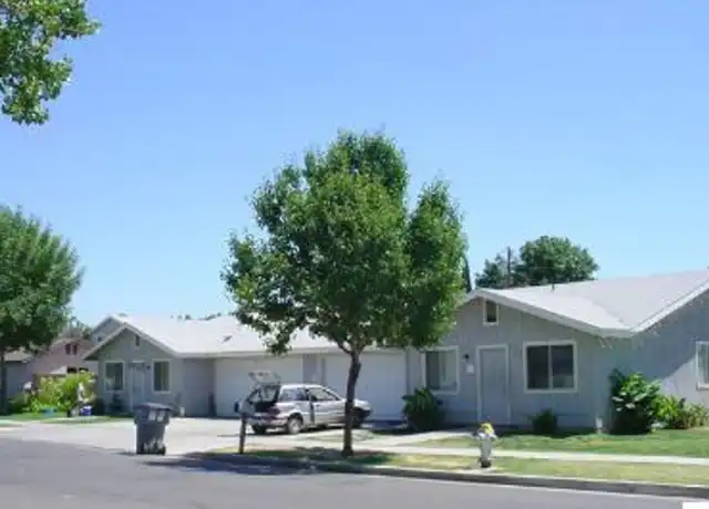 Property at 2645 W Robinson Ave Unit B, Fresno, CA, 93705, 5 beds, 2 baths, [object Object]