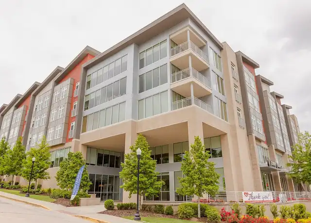 Property at Lofts At Navicent - 781 Spring St, Macon, GA, 31201, 1-2 bed, 1-2 bath, [object Object]