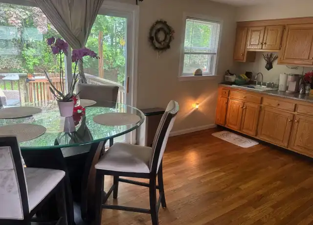 Property at 140 Hanover Versailles Rd #3, Baltic, CT, 06330, 2 beds, 1 bath, [object Object]