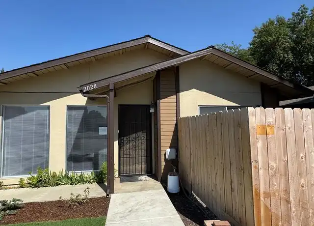 Property at 2024 S Tracy Ct Unit 2028, Visalia, CA, 93292, 2 beds, 2 baths, [object Object]