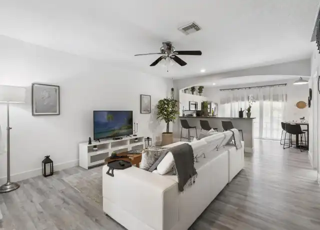 Property at 1543 Westchester Ave, Wellington, FL, 33414, 2 beds, 2.5 baths, [object Object]