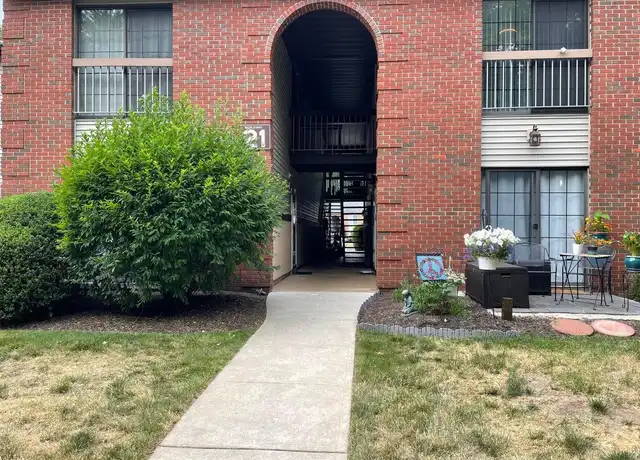 Property at 21 Augusta Ct #8, Freehold, NJ, 07728, 2 beds, 1.5 baths, [object Object]