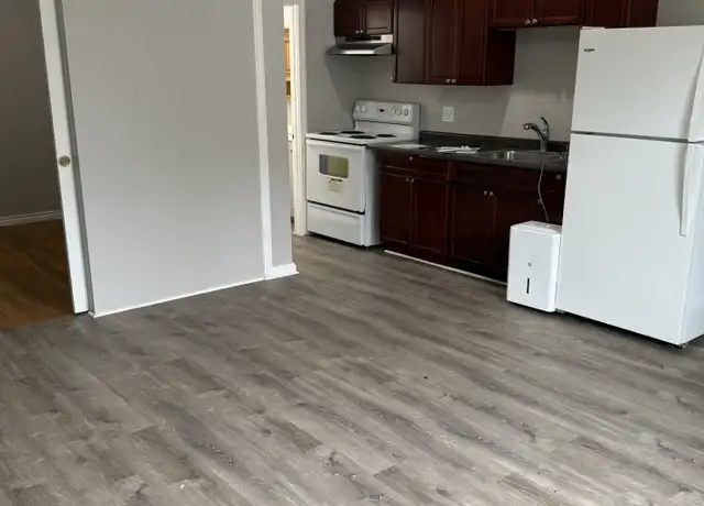 Property at 141 Hollis St #4, Framingham, MA, 01702, 1 bed, 1 bath, [object Object]