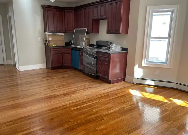 Property at 15 Eastman St Unit 1, Medford, MA, 02155, 3 beds, 2 baths, [object Object]