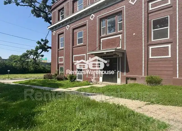 Property at 1000 24th St Unit 14, Des Moines, IA, 50311, 1 bed, 1 bath, [object Object]