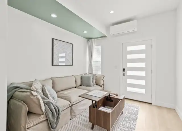 Property at 18809 Grambling Pl Unit 1/2, Carson, CA, 90746, 1 bed, 1 bath, [object Object]