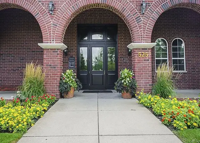 Photo of 525 Fair Meadow Ln, Romeoville, IL 60446