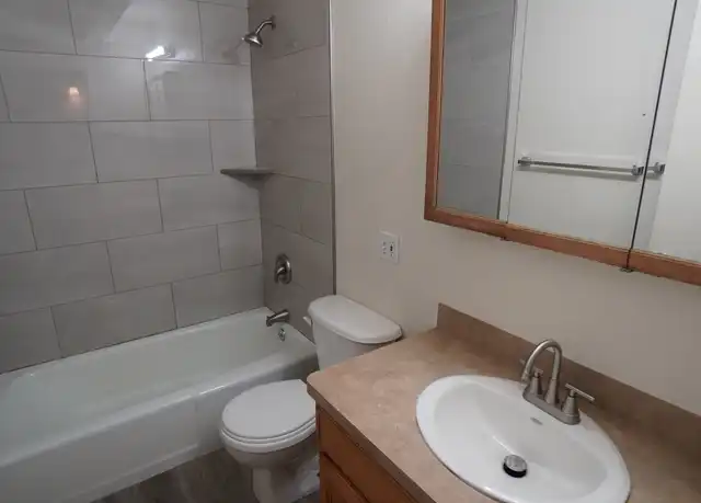 Property at 1291 E Gordon Ave, Layton, UT, 84040, 2 beds, 1.5 baths, [object Object]