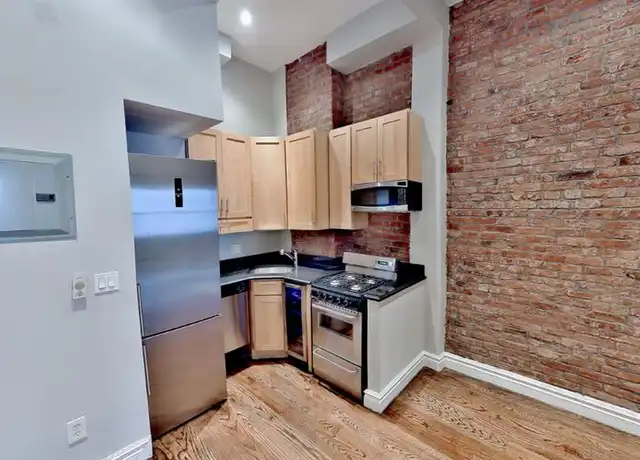 Property at 138 E 16th St Unit 4A, New York, NY, 10003, 3 beds, 1 bath, [object Object]