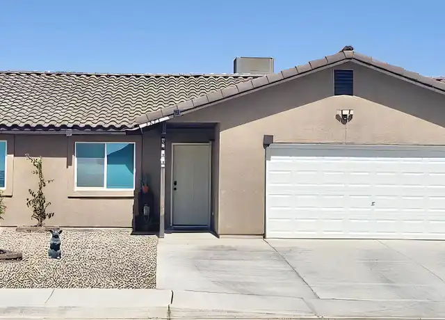 Property at 3673 S Laura Way, Yuma, AZ, 85365, 4 beds, 2 baths, [object Object]
