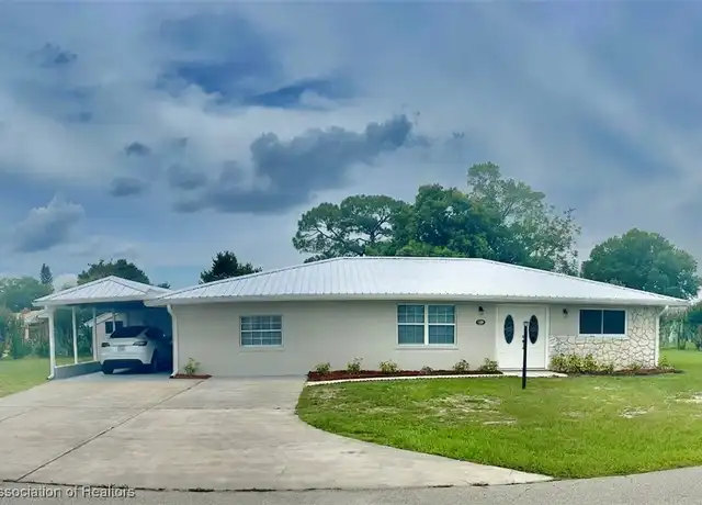 Property at 1409 Palm Way, Sebring, FL, 33872, 3 beds, 2 baths, [object Object]